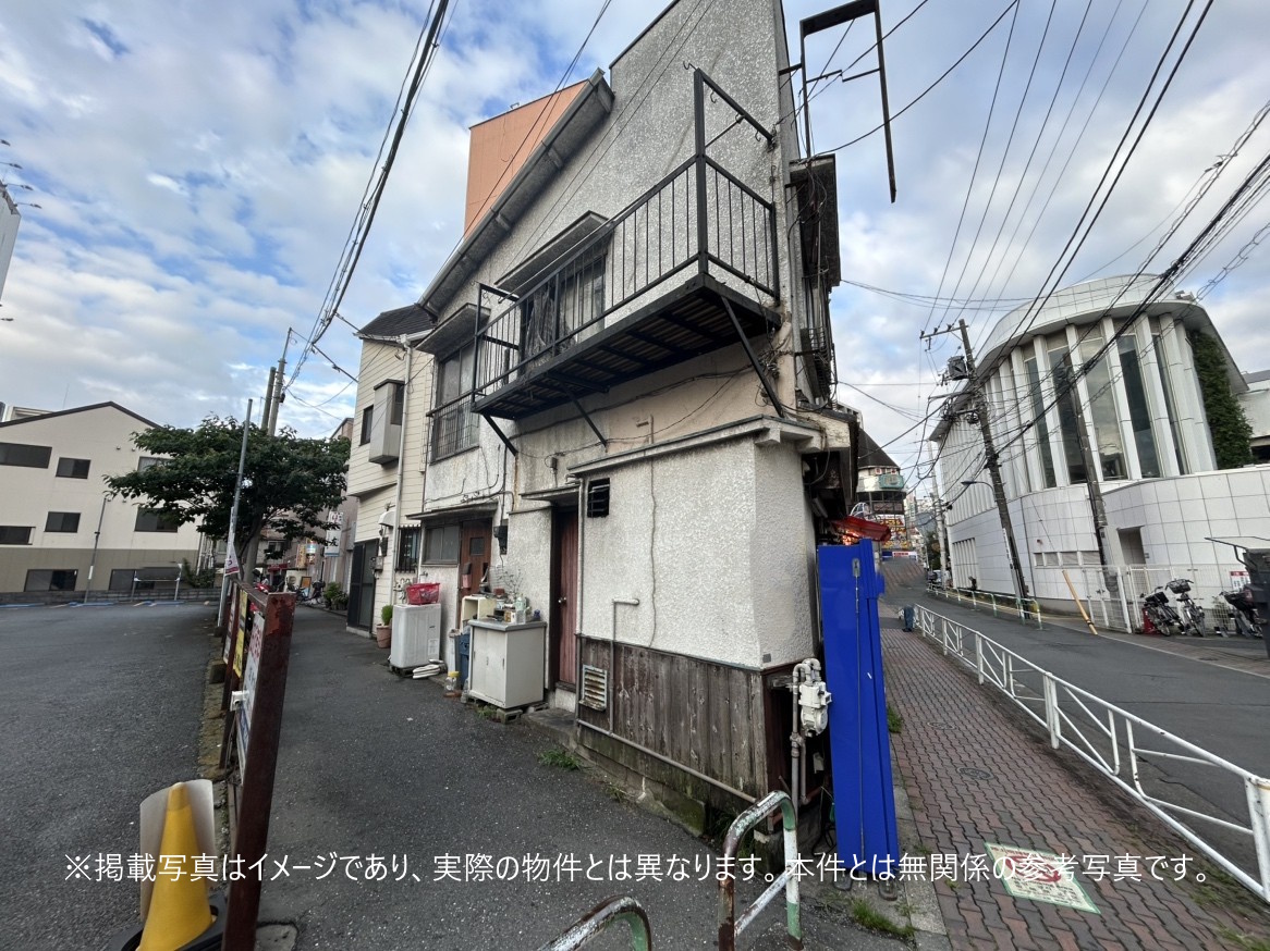 親族間対立の借地権一戸建てを現況評価でスムーズ買取