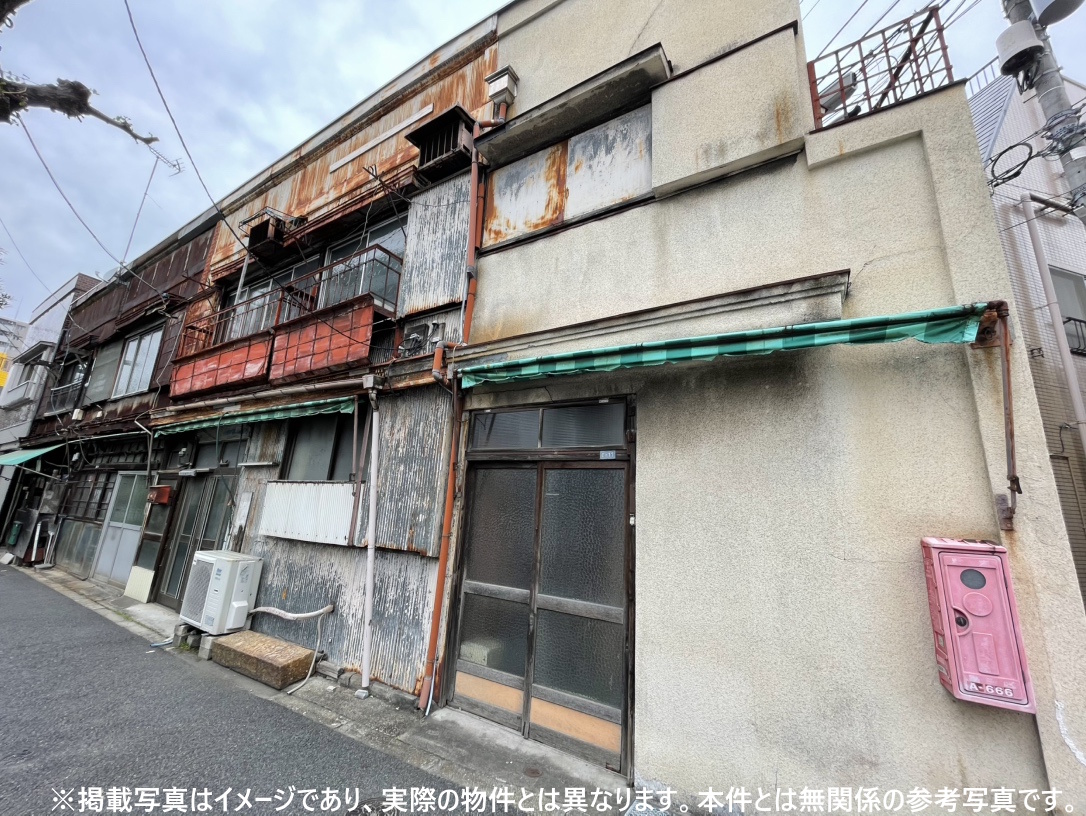 遠方の相続人が売却決断、渋谷富ヶ谷の借地権付き一棟マンションを買取り
